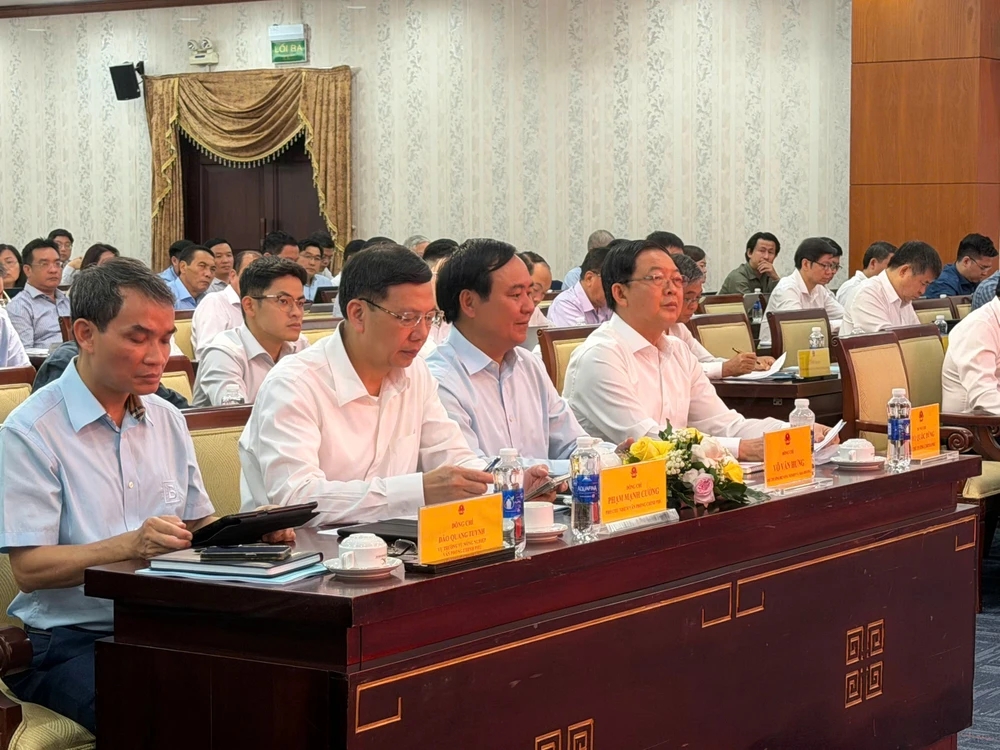 DOANH-NGHIEP_DAIBIEU.jpg