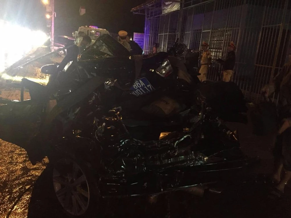 2 sĩ quan công an tử nạn trên xe Camry ảnh 1