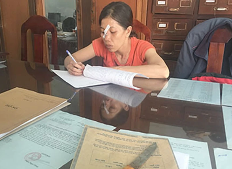 Người phụ nữ đâm chết nhân tình khi về thăm con riêng