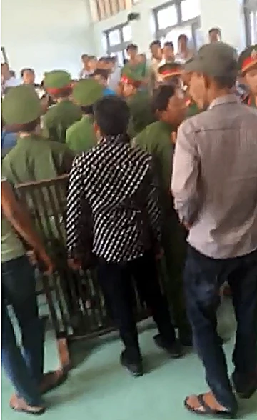 Tăng cường cảnh sát bảo vệ phiên tòa xử 1 vụ giết người