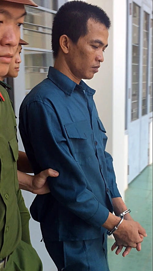 Tăng cường cảnh sát bảo vệ phiên tòa xử 1 vụ giết người