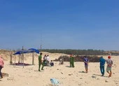 Phát hiện thêm 1 thi thể nam giới mặc áo phao dạt vào bờ biển Bình Thuận 