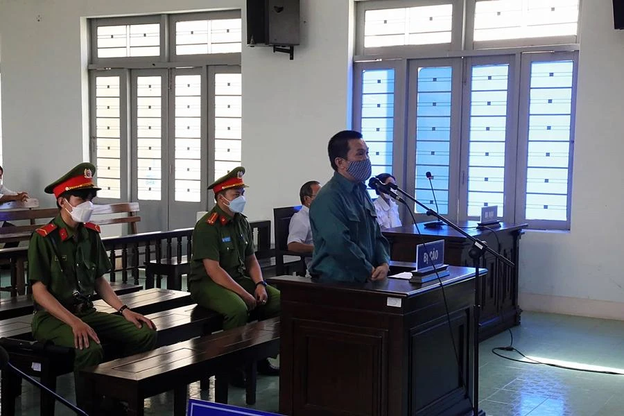 Cao Đức Trung tại phiên tòa sơ thẩm sáng 5-5.