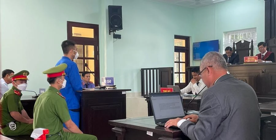 Bị cáo Lê Chí Thành tại phiên tòa. Ảnh: PP Bị cáo Lê Chí Thành tại phiên tòa. Ảnh: PP