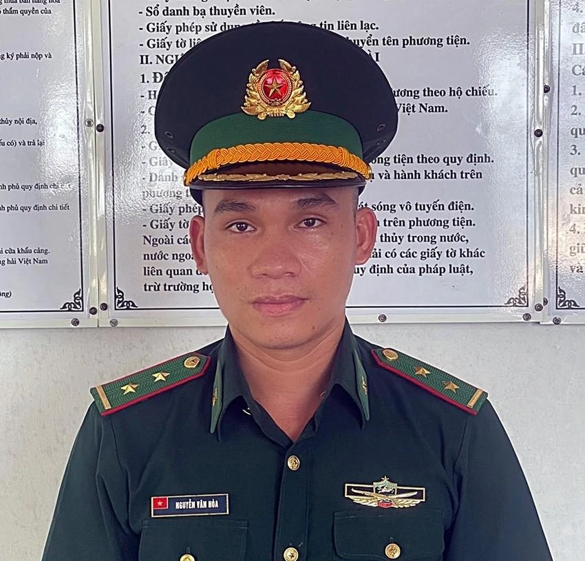 Trung úy Nguyễn Văn Hòa.