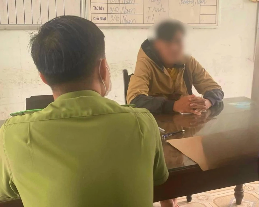 Làm việc với cơ quan công an, PAT đã thừa nhận hành vi của mình. Ảnh PC.