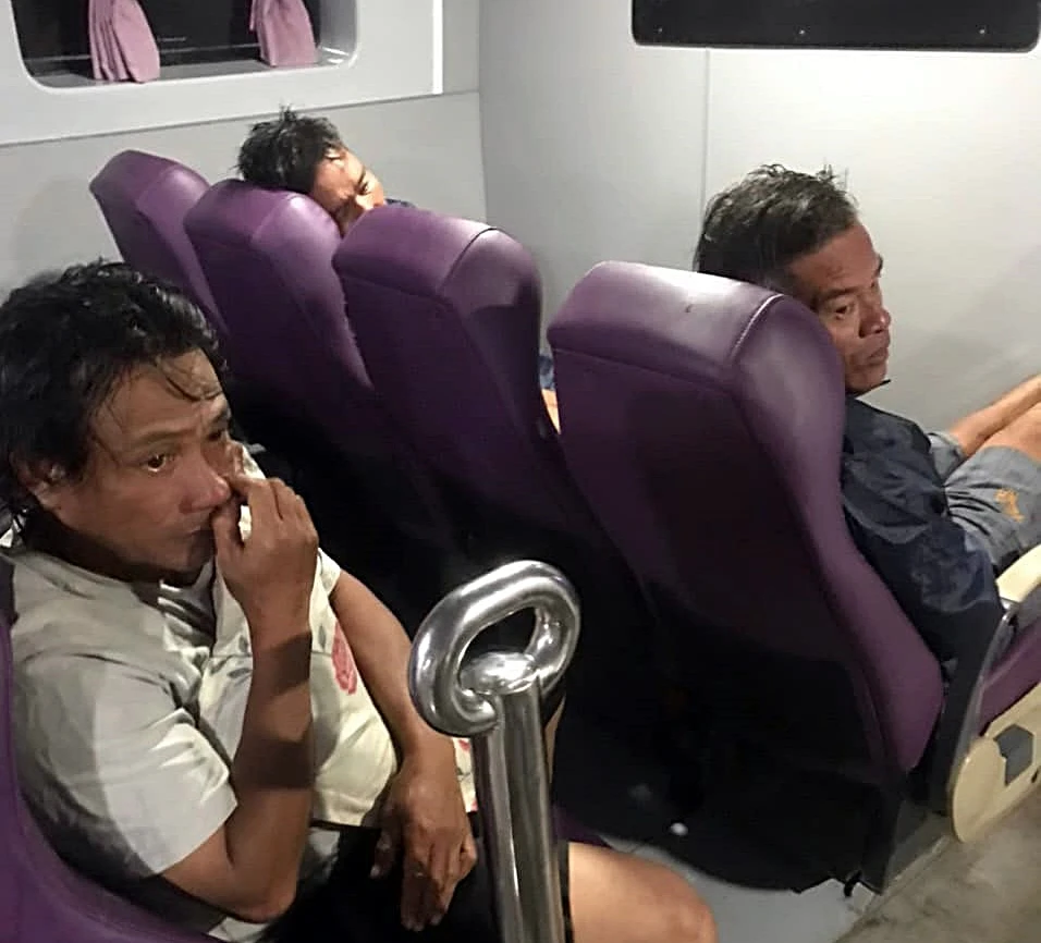 Trực thăng tìm kiếm thuyền viên mất tích trên biển Bình Thuận ảnh 2 Trực thăng tìm kiếm thuyền viên mất tích trên biển Bình Thuận ảnh 2