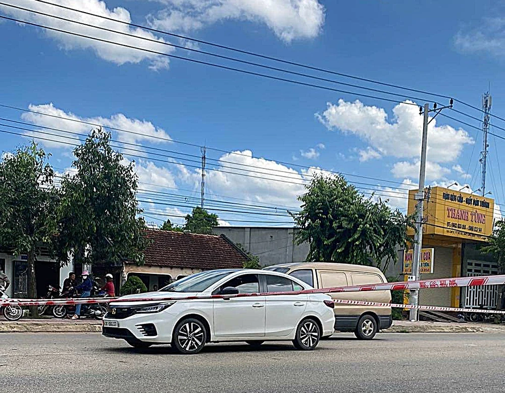 Công an Đức Linh đã phong tỏa hiện trường để điều tra. Ảnh: PL