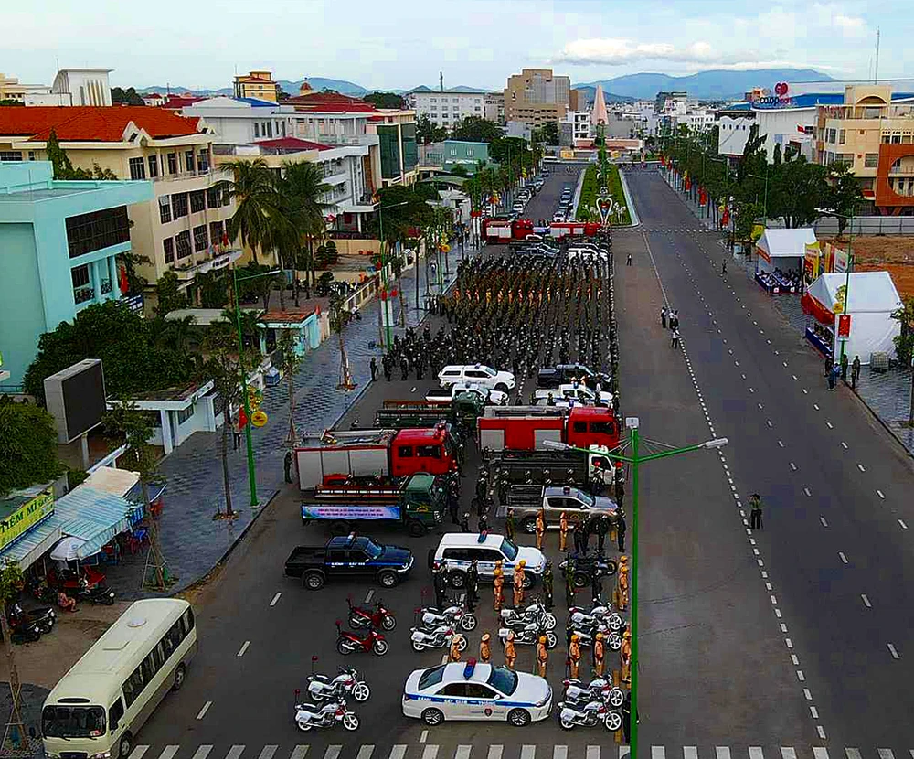 Quang cảnh Lễ ra quân. Ảnh: AK