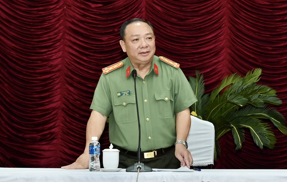 chất vấn