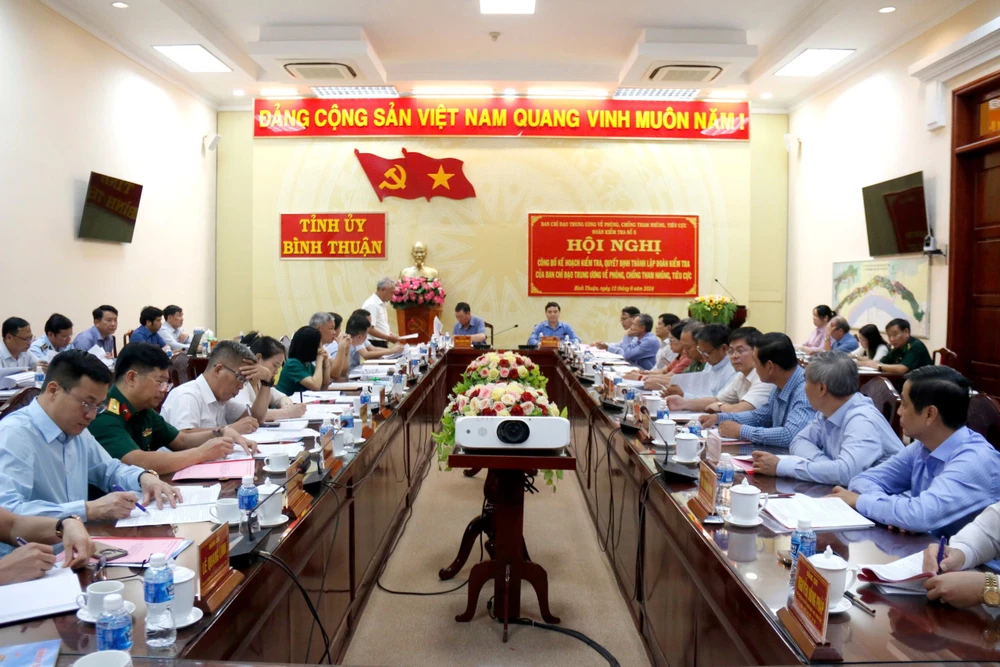 tham-nhung-tieu-cuc (3).jpg