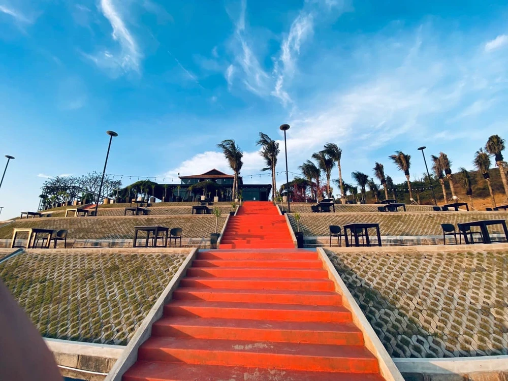 doc-hoang-hon (3).jpg