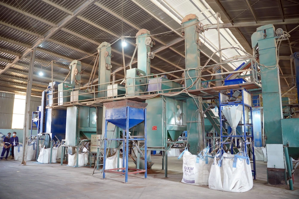 cong-ty-hung-thinh (3).jpg