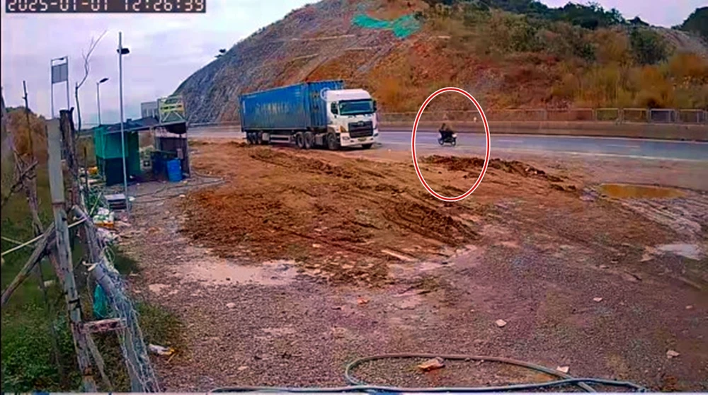 tram-dung-chan (4).jpg