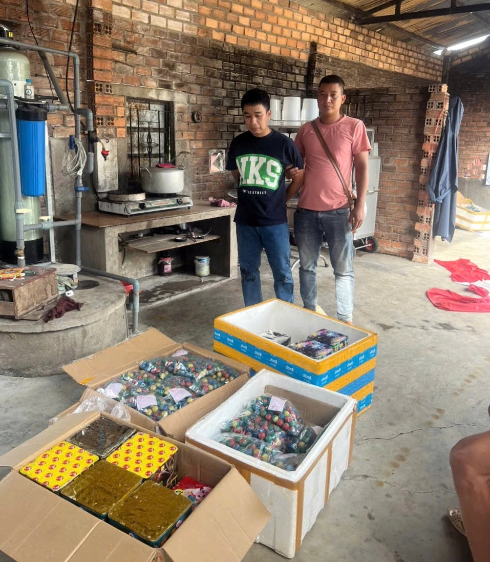 100-kg-phao-no (2).jpg