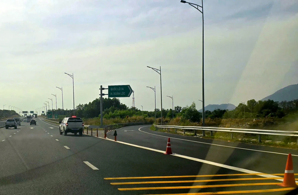 cao-toc-phan-thiet-dau-giay (6).jpg