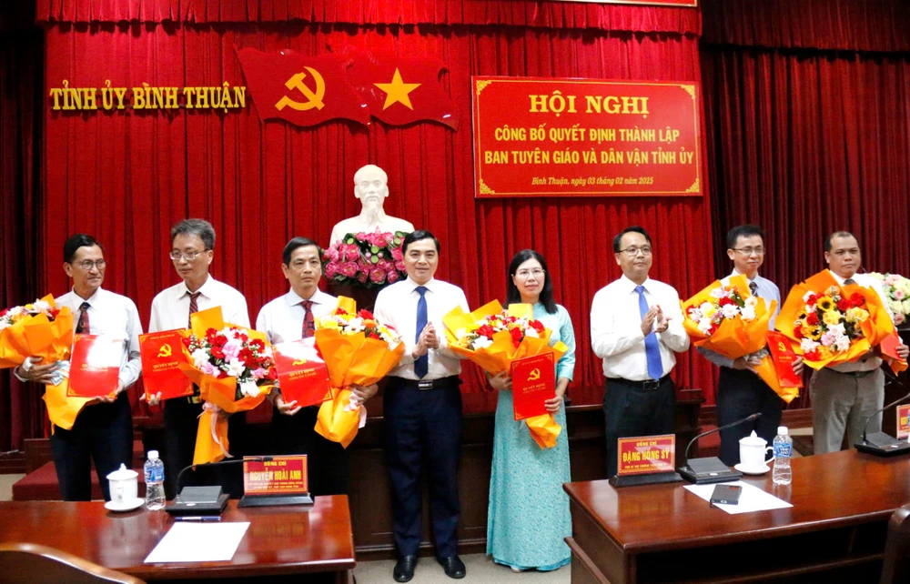 ban-tuyen-giao-va-dan-van (1).jpg