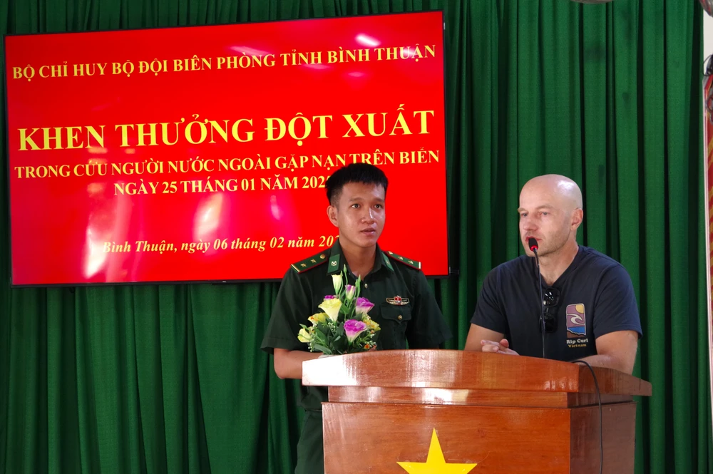 du-khach-nuoc-ngoai (4).JPG