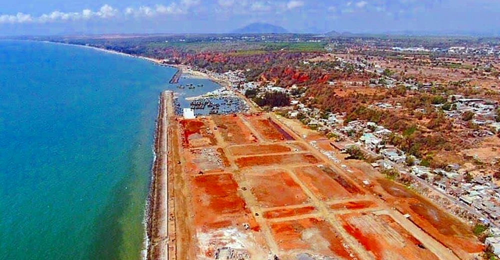 dự án lấn biển