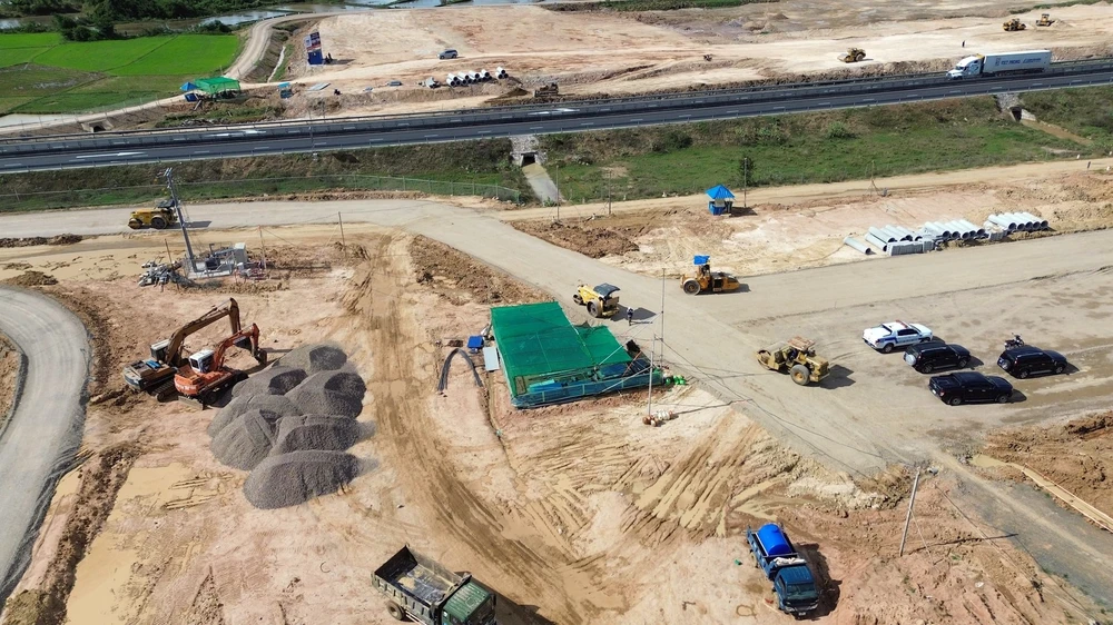 tram-dung-chan (2).jpg