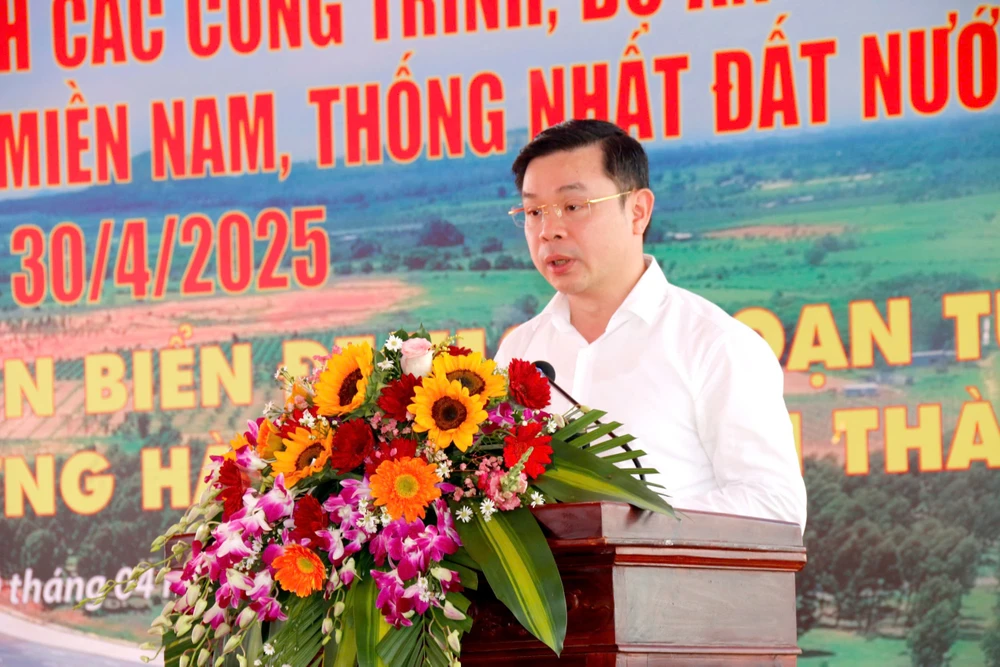 cao-toc-phan-thiet-dau-giay (1).jpg