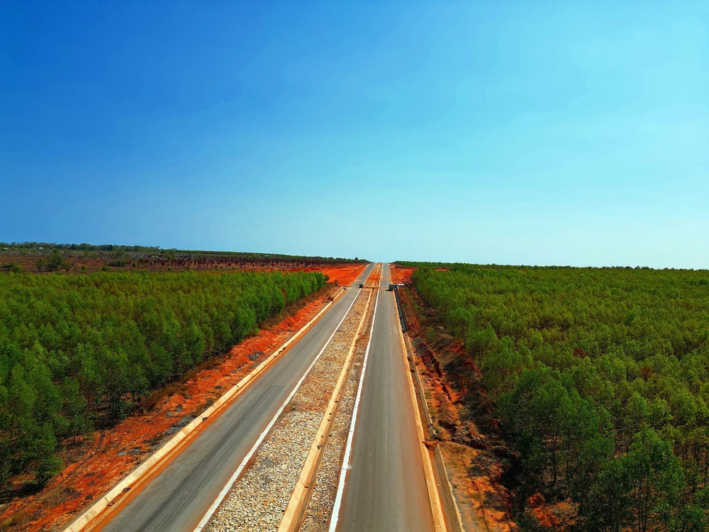 cao-toc-phan-thiet-dau-giay (2).jpg