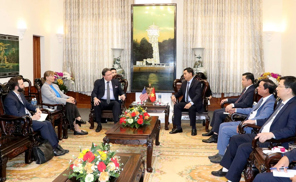 dai-su-hoa-ky (1).jpg