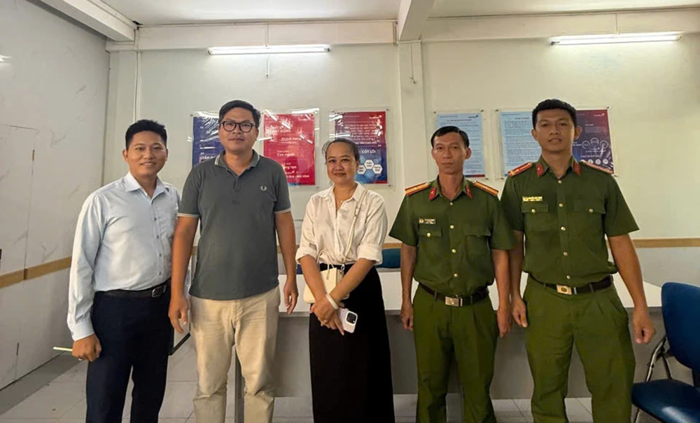 chuyển khoản nhầm