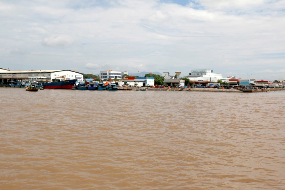 cang-ca-phan-thiet (2).jpg