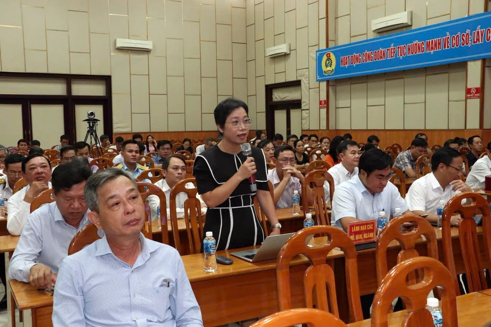 tri-tue-nhan-tao (2).jpg