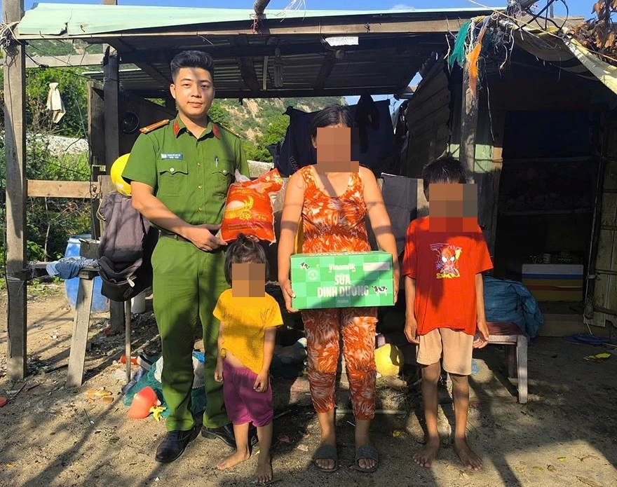 Công an xã Vĩnh Tân