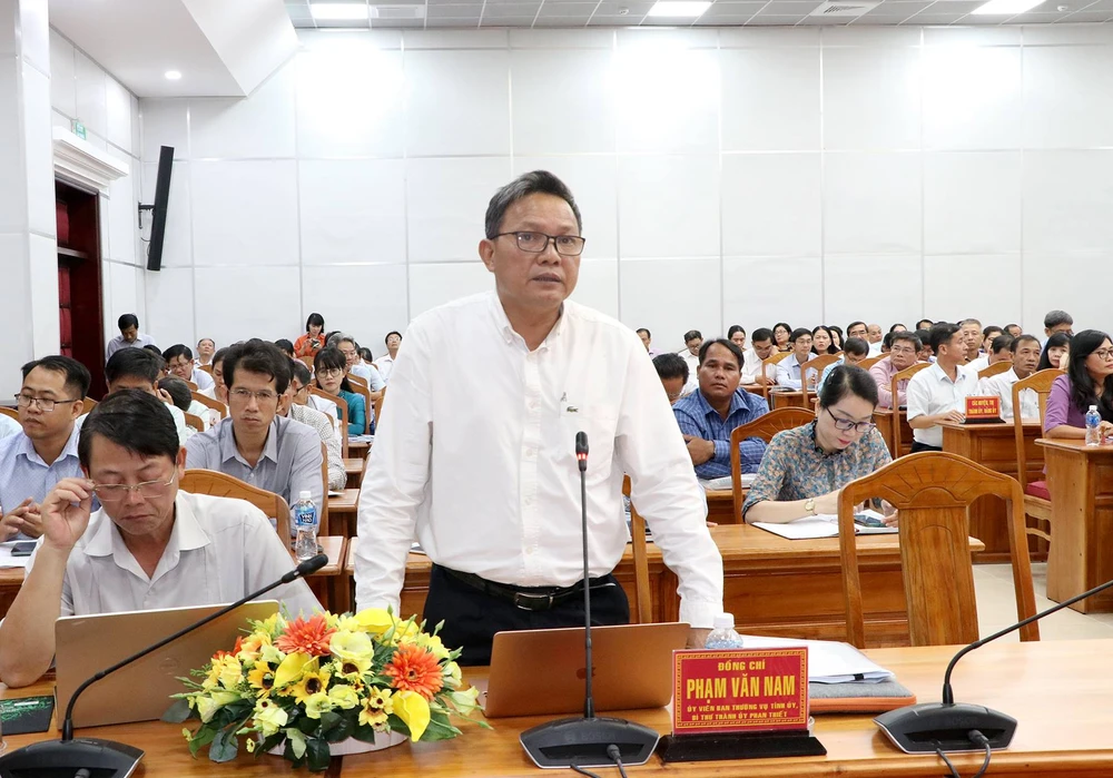 bi-thu-tinh-uy (1).jpg