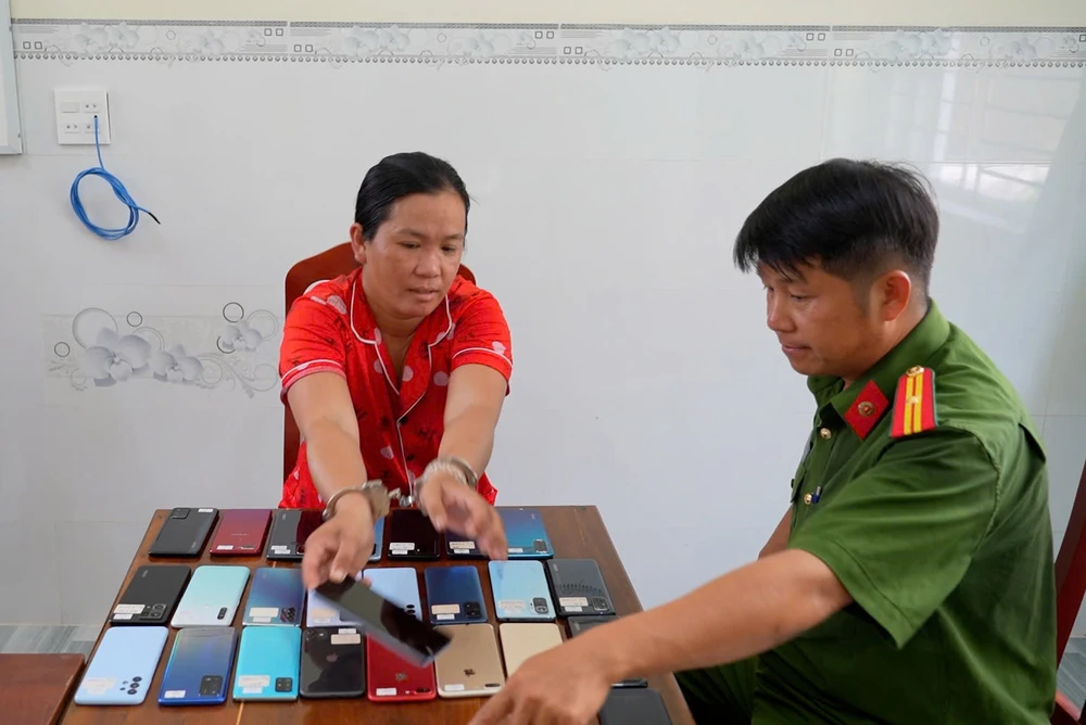 lần theo định vị