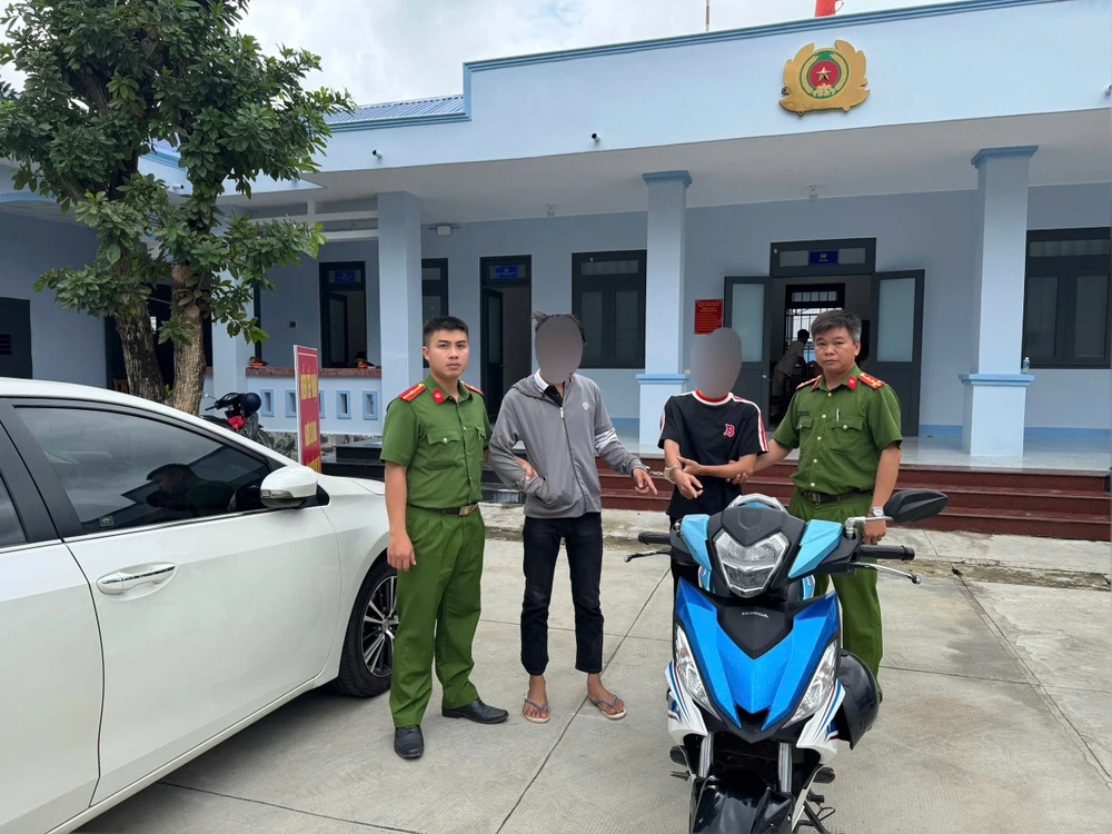 cướp giật tài sản