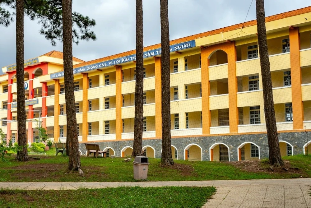 tinh-lam-dong (1).jpg