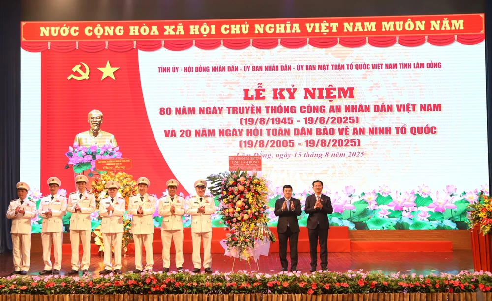 cong-an-tinh (2).JPG