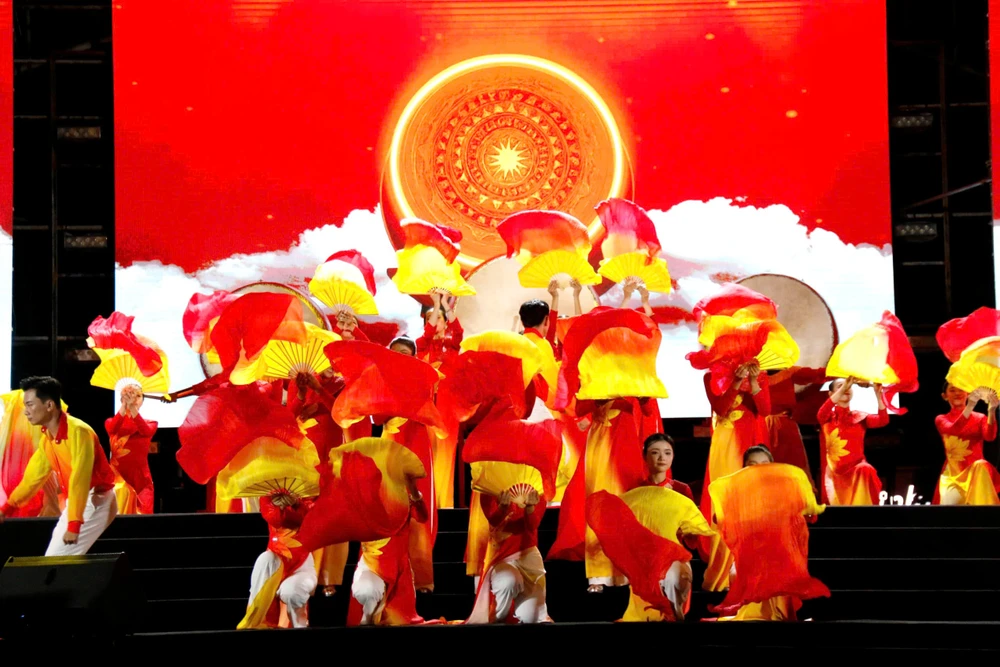 an-ninh-to-quoc (4).jpg