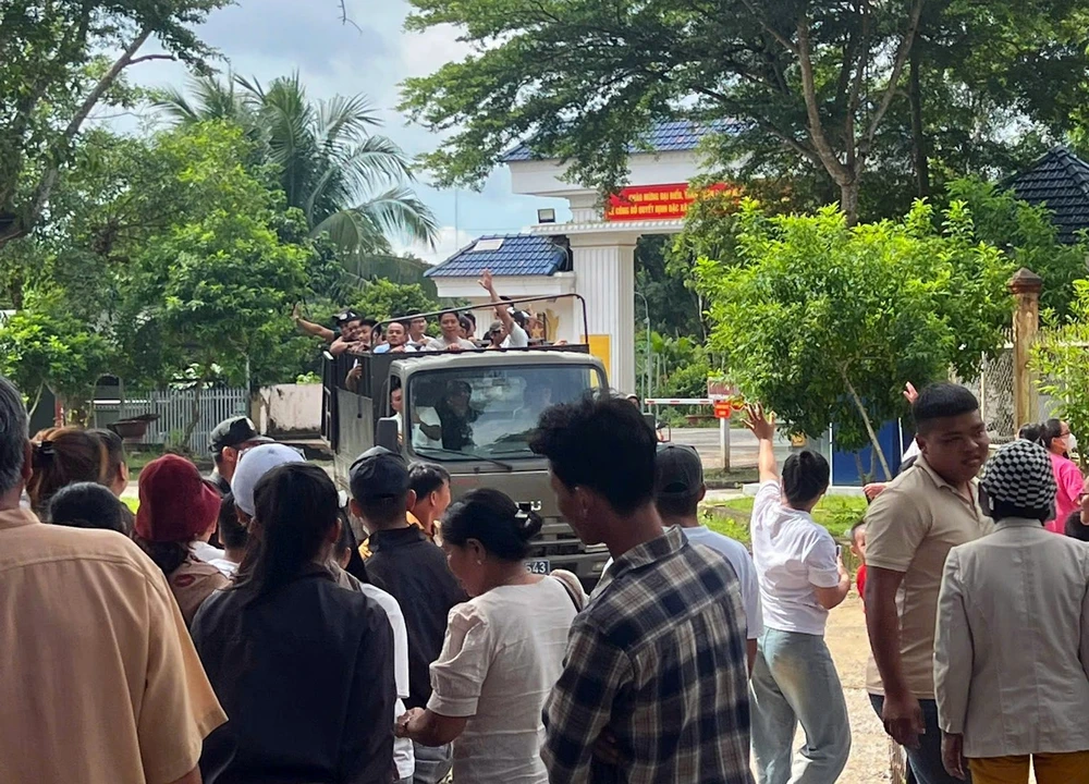 Trai-Giam-Z30D (8).jpg