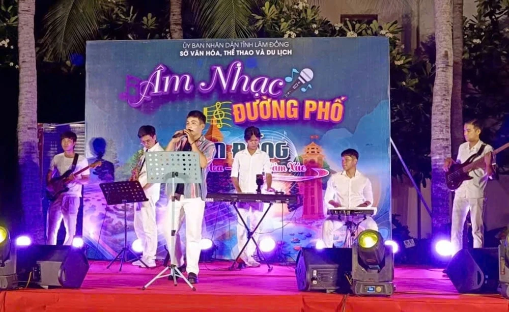 am-nhac-duong-pho (5).jpg