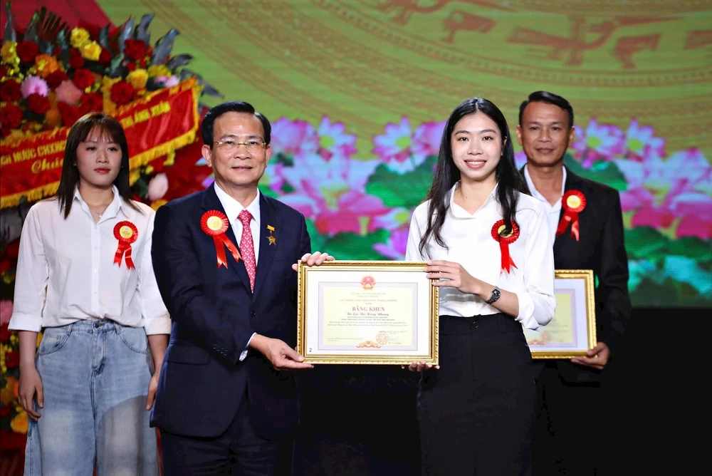 đại hội thi đua