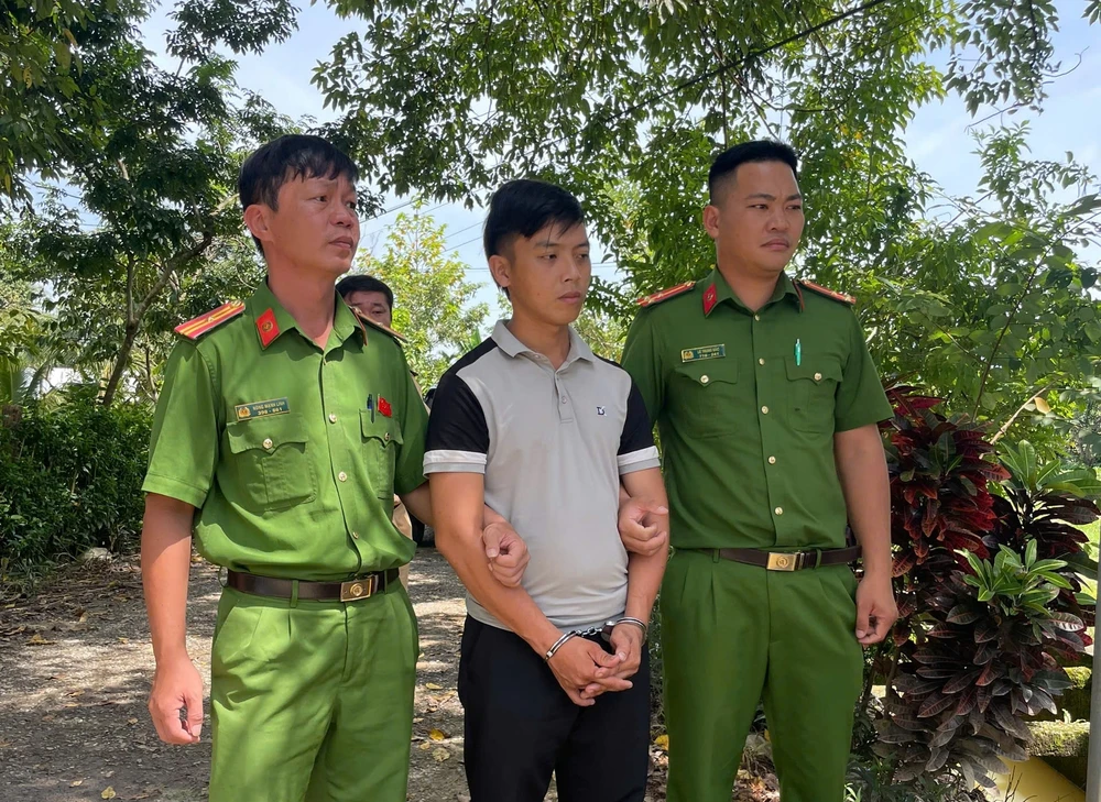 cướp giật tài sản