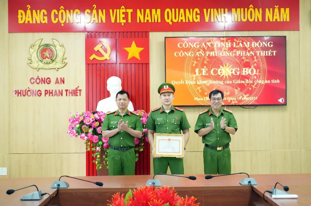 đại úy hoàng nam giang