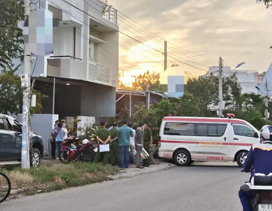 nguoi-phu-nu (2).jpg