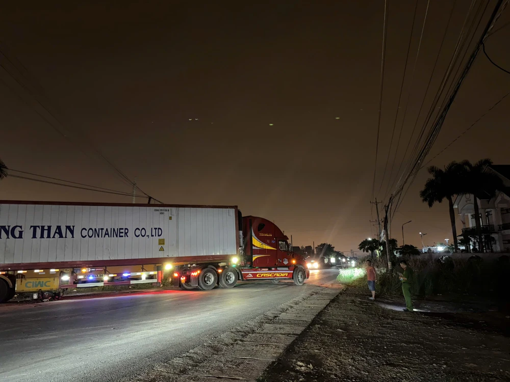 xe-dau-keo-container (3).jpg