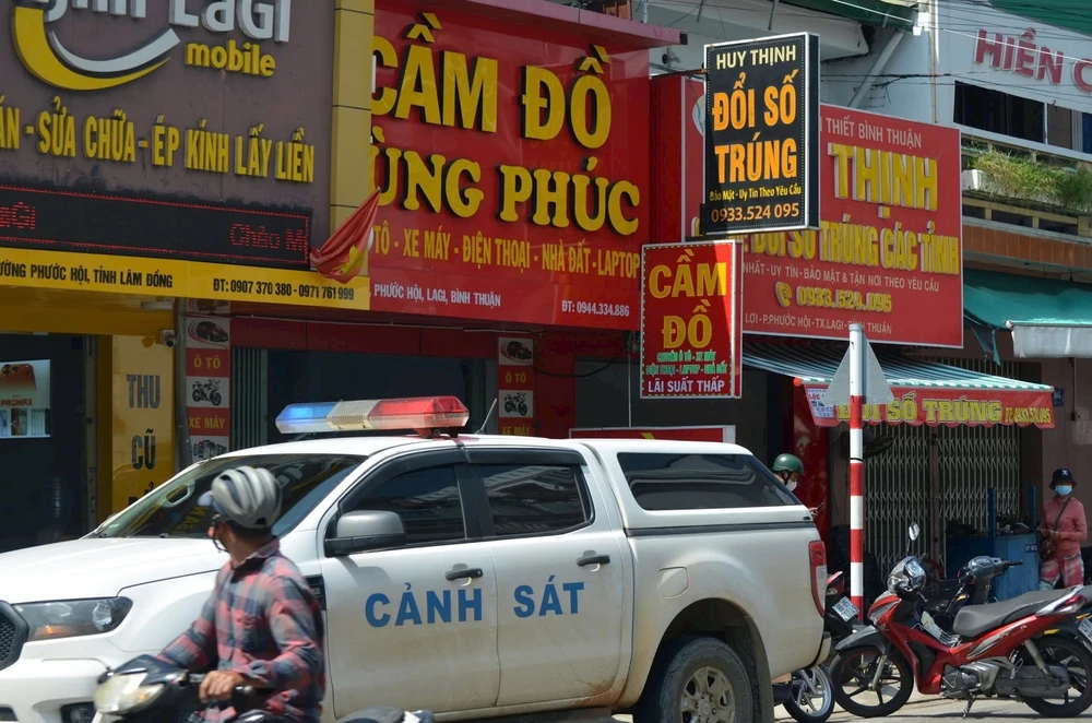 chu-tiem-cam-do (2).jpeg