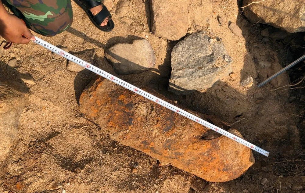 vat-the-nghi-la-bom (2).jpg