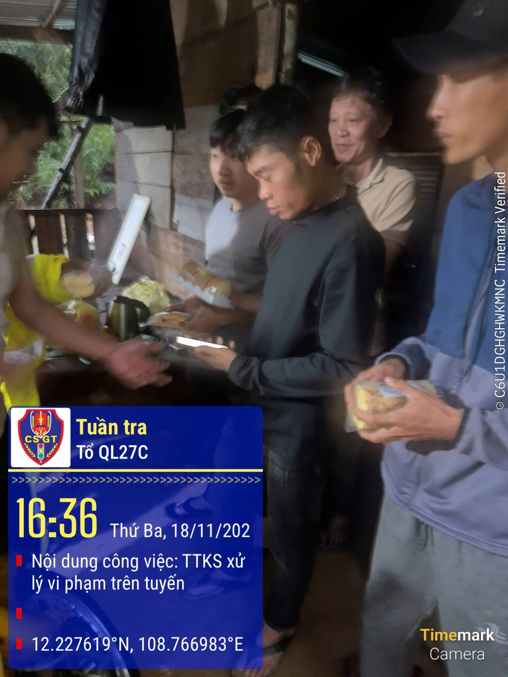 deo-khanh-le (4).jpg