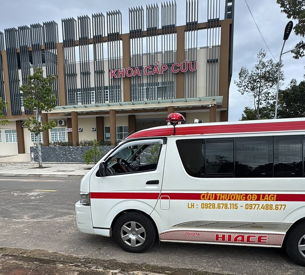 xe-cuu-thuong (1).jpg