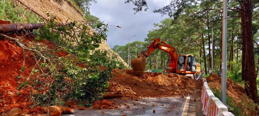 tình huống khẩn cấp