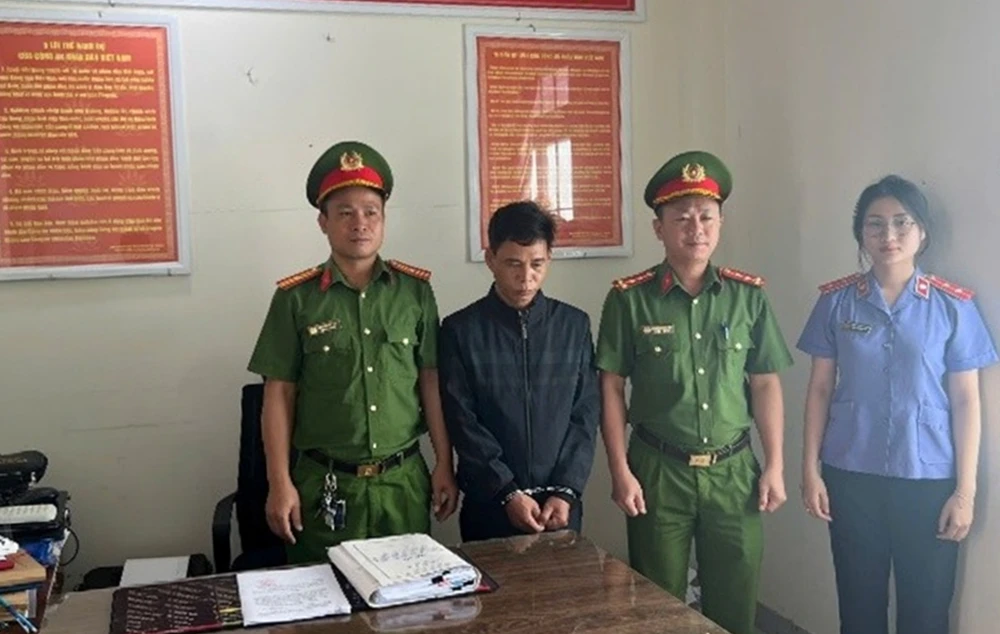 chủ showroom ôtô